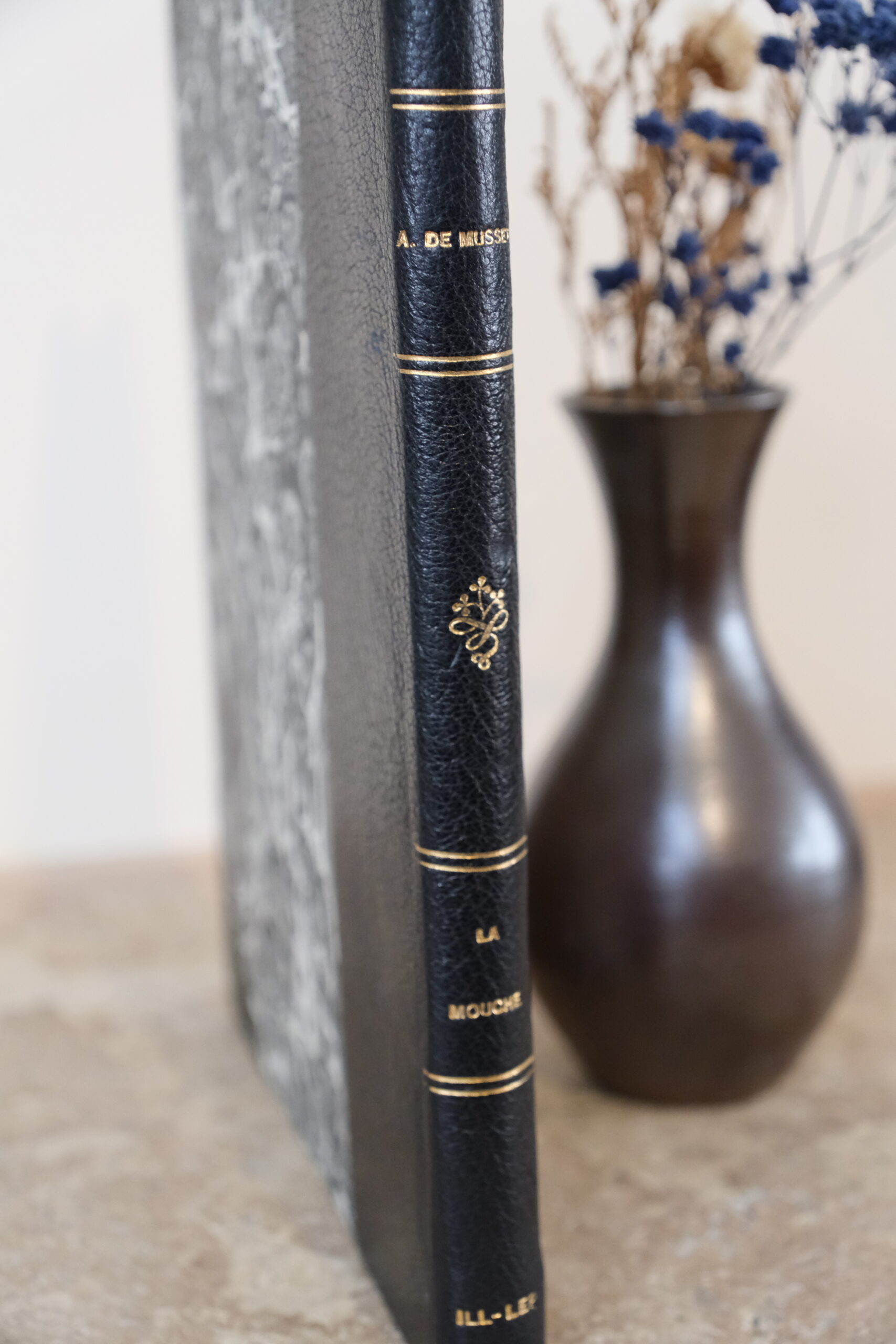 MUSSET (Alfred de), La Mouche.
Paris, Éditions de la couronne, s.d. (circa 1945). – Image 4