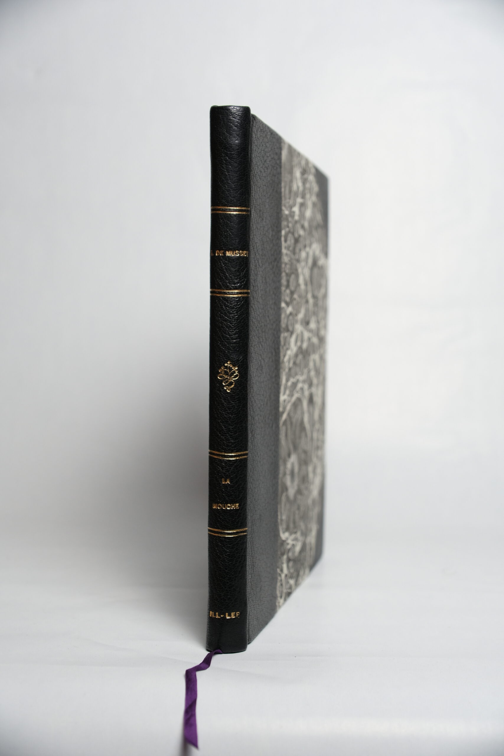 MUSSET (Alfred de), La Mouche.
Paris, Éditions de la couronne, s.d. (circa 1945).