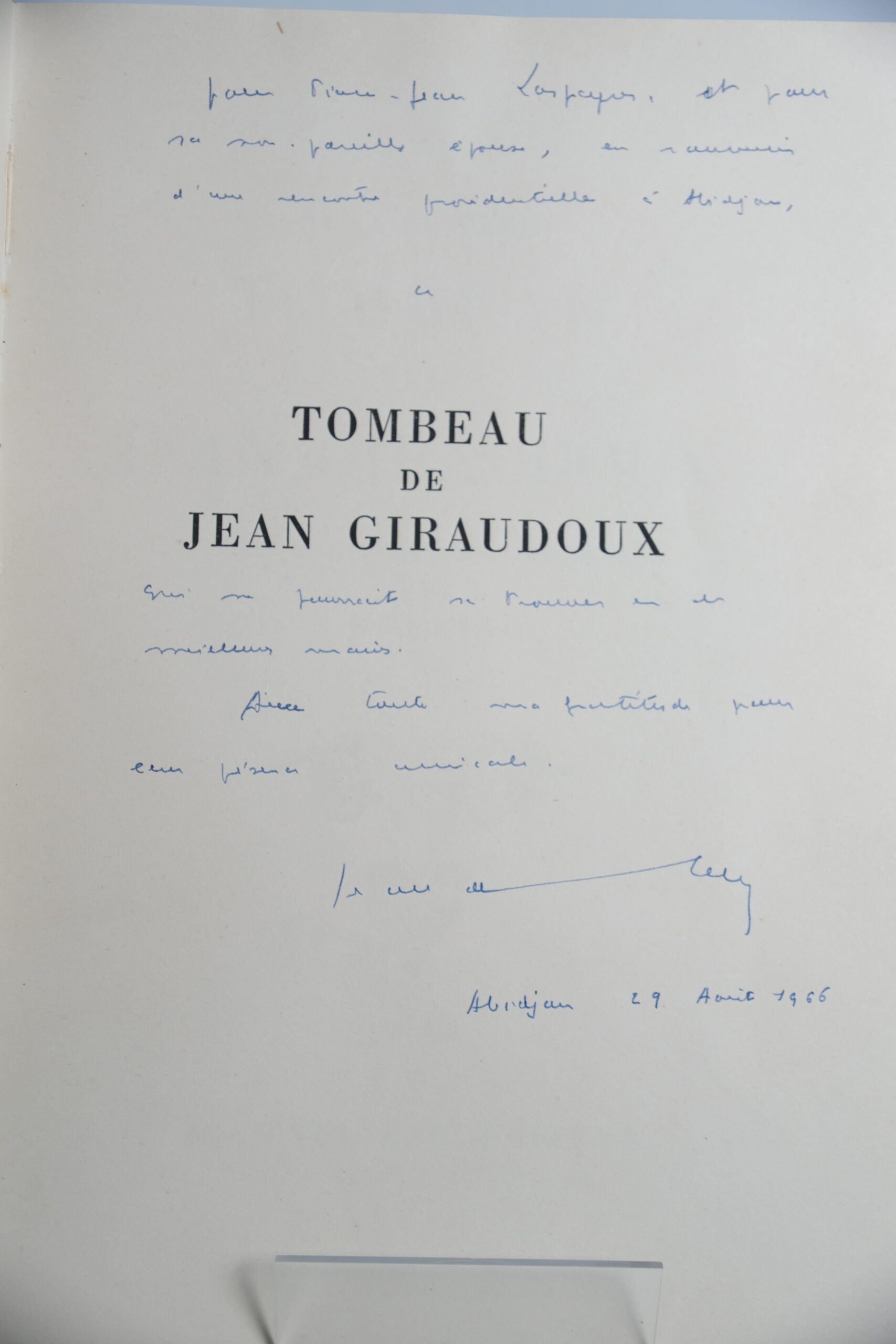 DE BEER Jean - DOUKING Georges, Tombeau de Jean Giraudoux. Paris, Jean Vigneau, 1946.
– Image 2